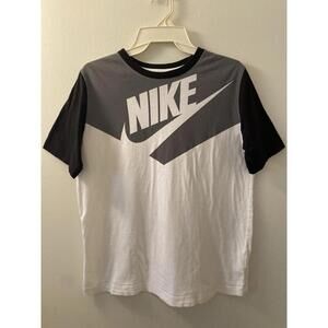 Nike Dri-Fit Big Kids' Swoosh T-Shirt Size XL White/Gray/Black Short Sleeve